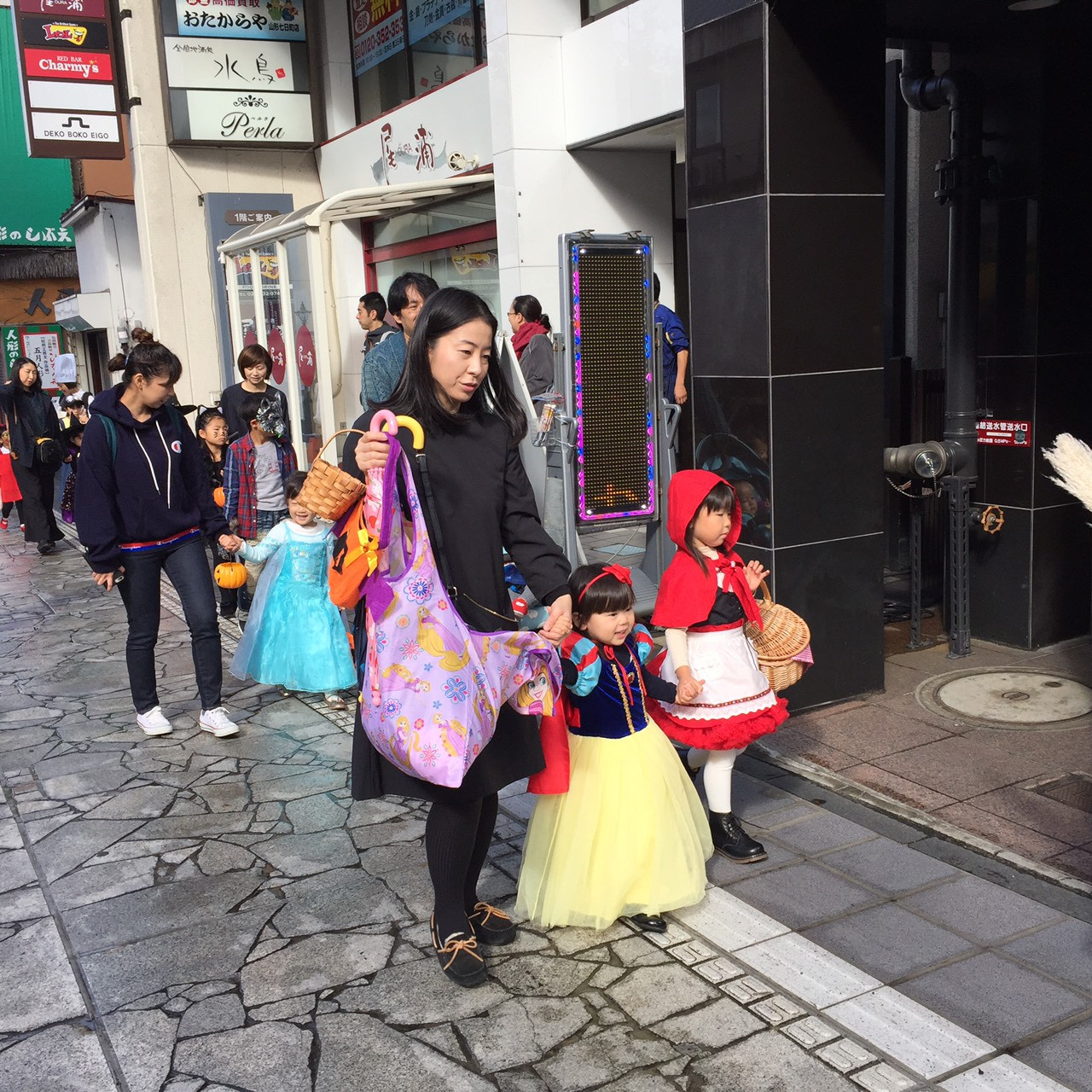 So many princesses!